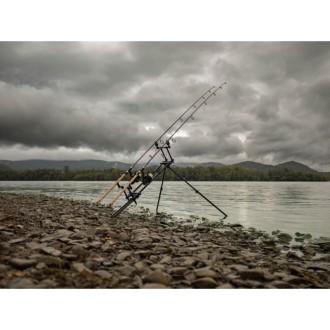 Stojan Giants Fishing Luxury Rod Pod 3 Rods