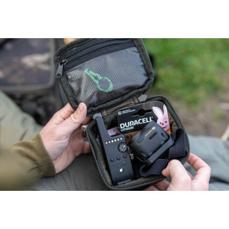 Pouzdro Korda Compac 100 Tackle Pouch Dark Kamo