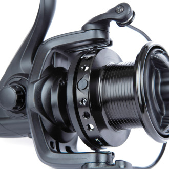 Naviják Sonik Turbospod Carbon 14000 + chránič prstu